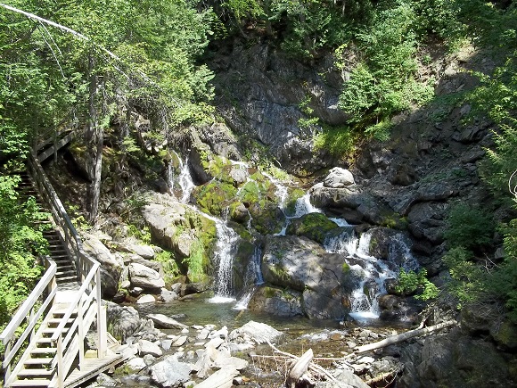 Escalier Chutes Les Saults