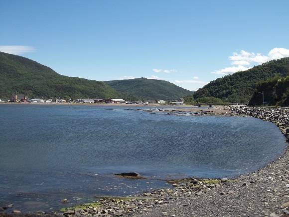 Route 132: vue sur Mont-Louis