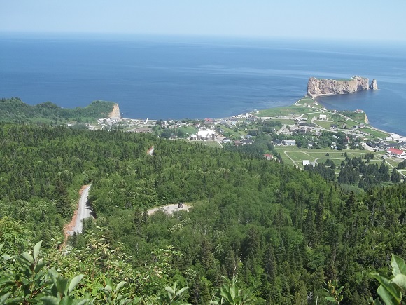 Percé et Rocher vus du Sentier de la Falaise