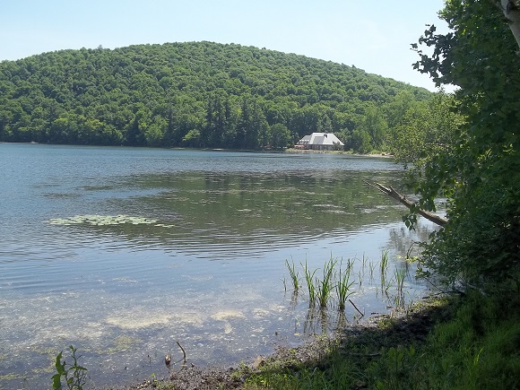 Lac Hertel